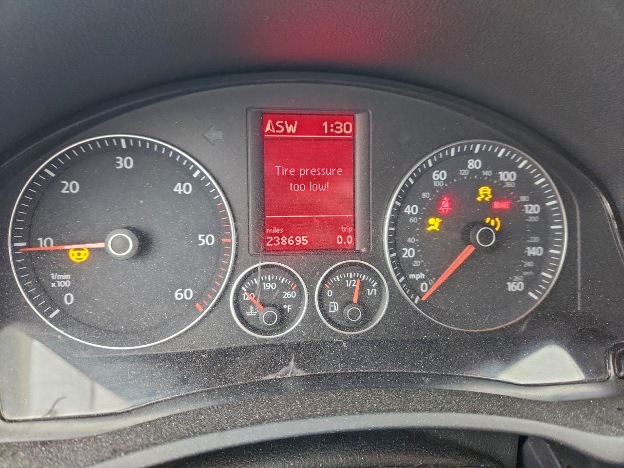 2006 VOLKSWAGEN JETTA TDI photo 9