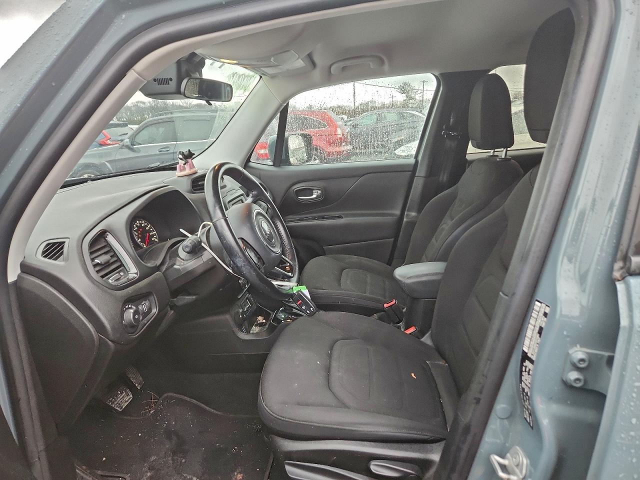 2017 JEEP RENEGADE LATITUDE photo 19