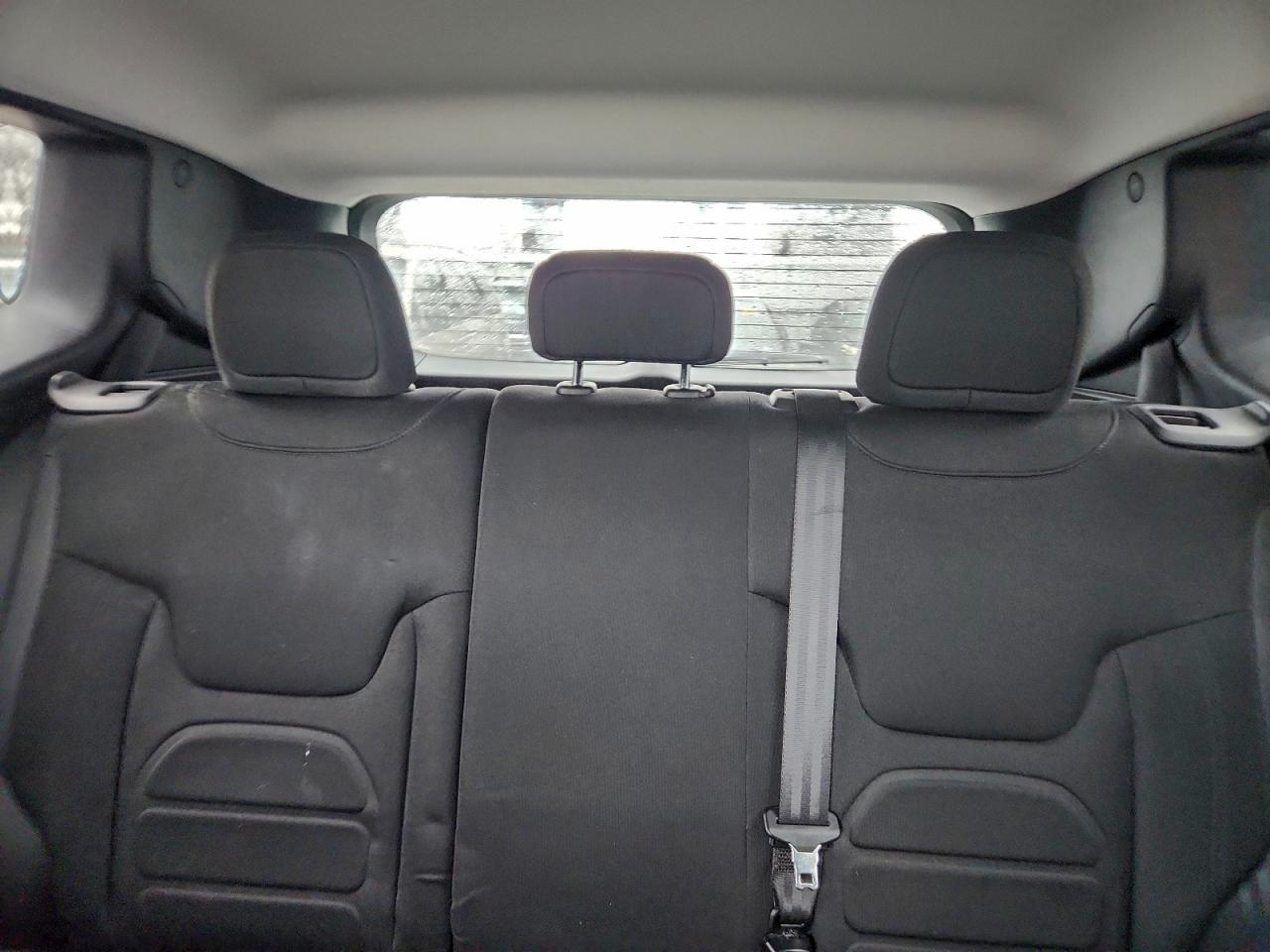2017 JEEP RENEGADE LATITUDE photo 28