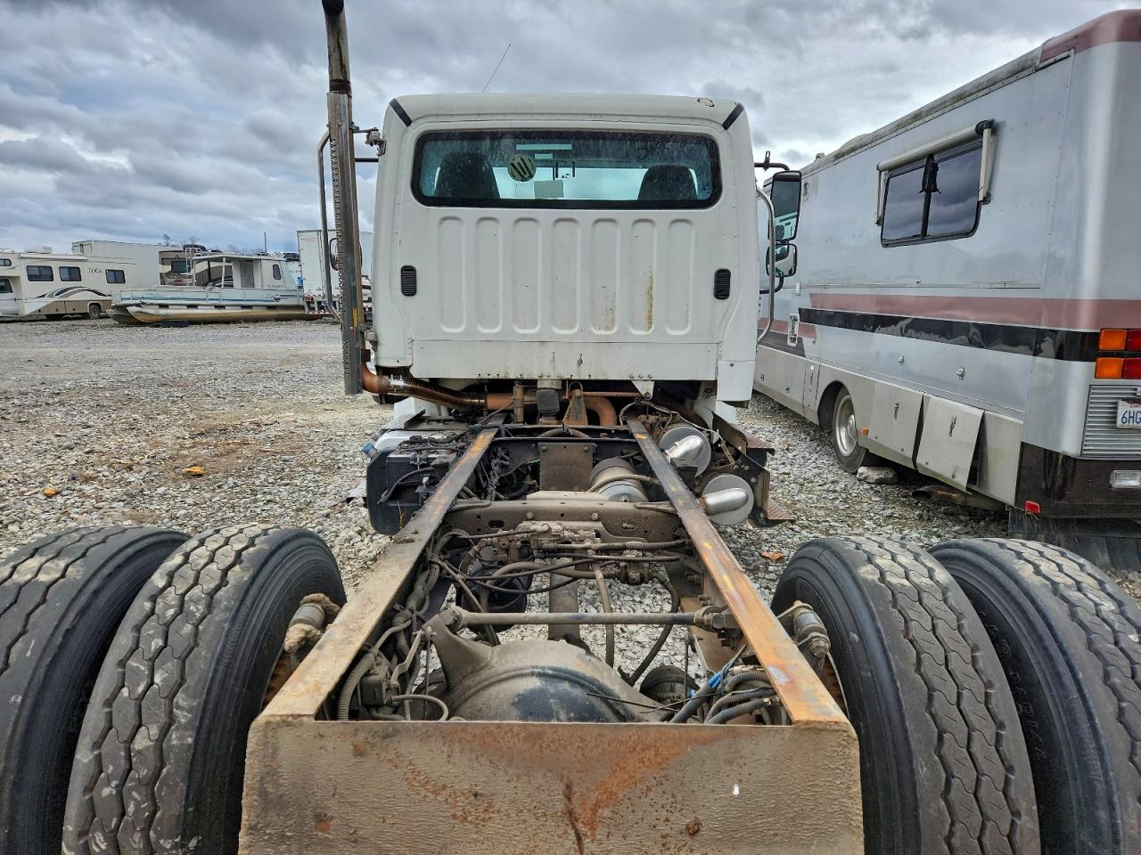 2013 FREIGHTLINER BUSINESS CLASS M2 TRUCK CAB ANDCHASSIS photo 9
