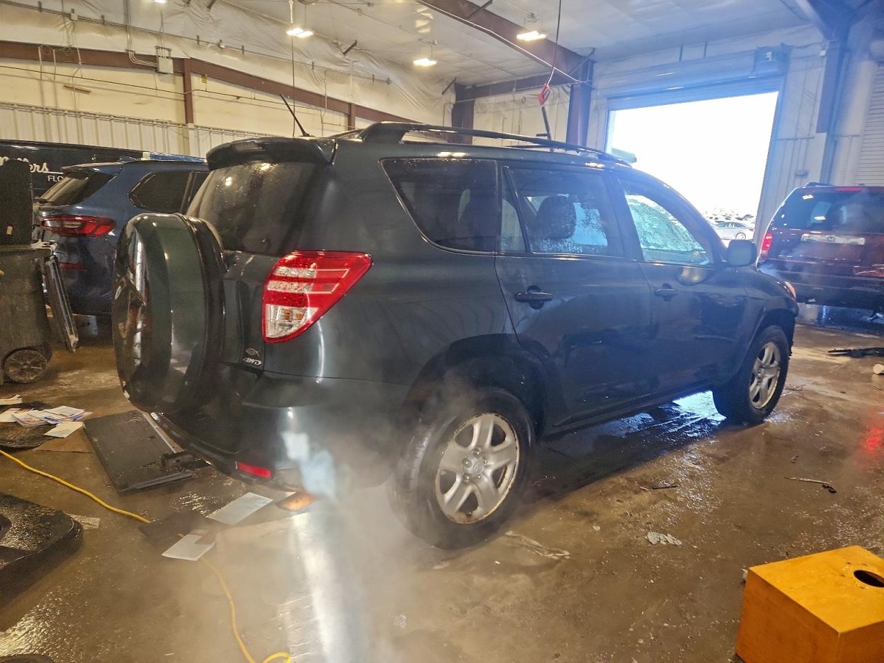 2010 TOYOTA RAV4 photo 5