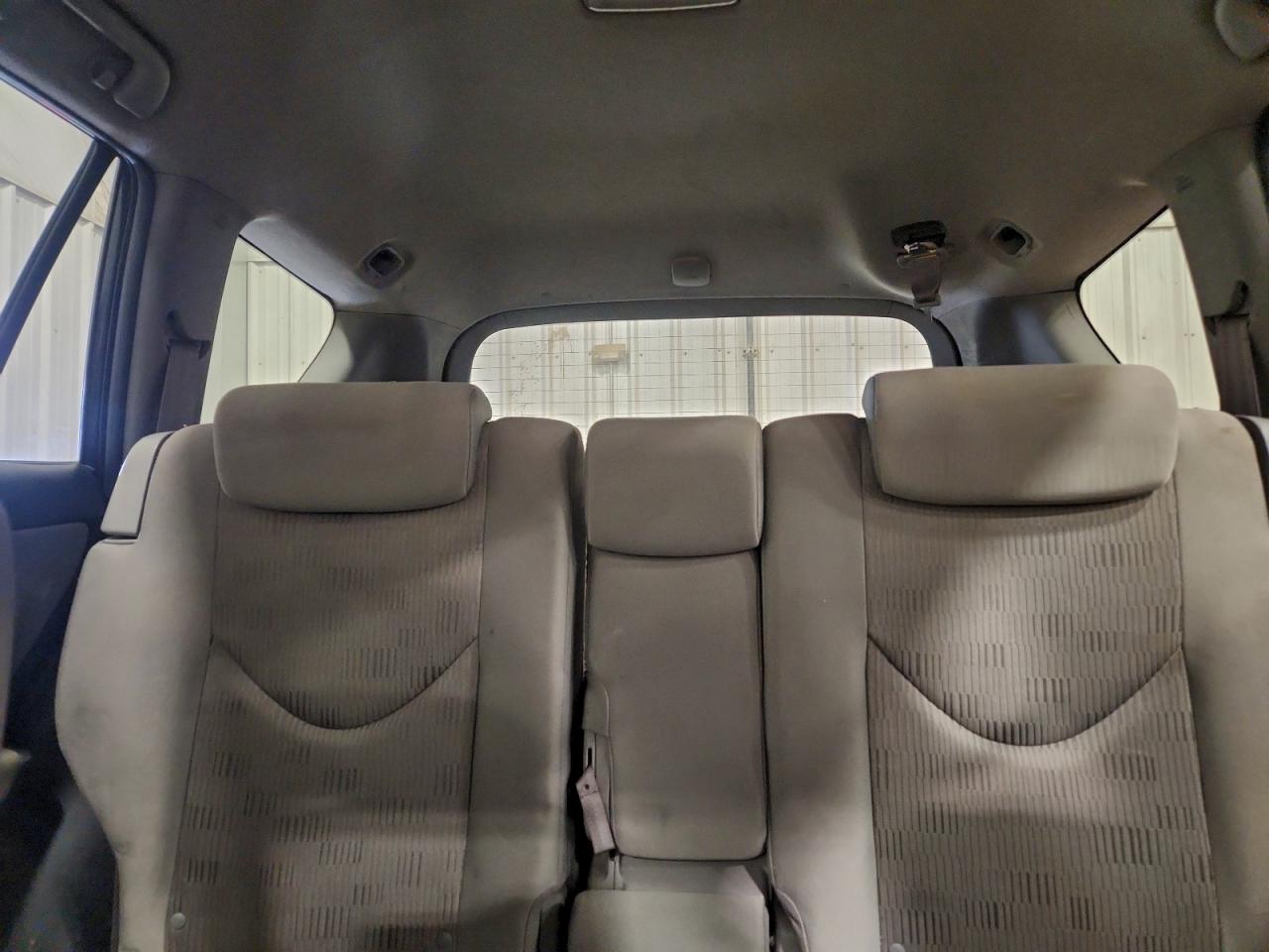 2010 TOYOTA RAV4 photo 19