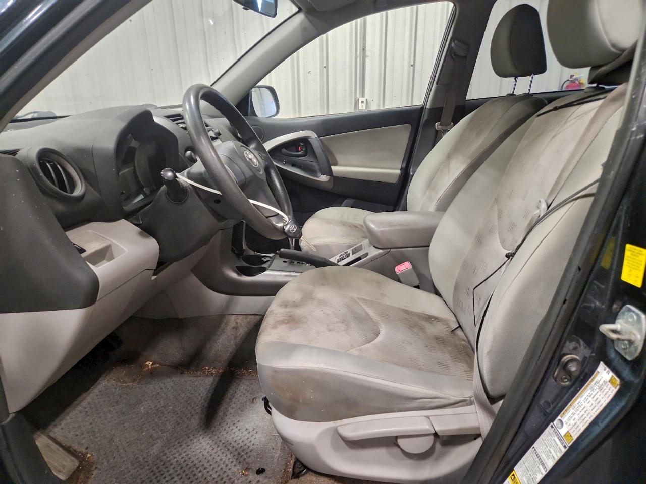 2010 TOYOTA RAV4 photo 13