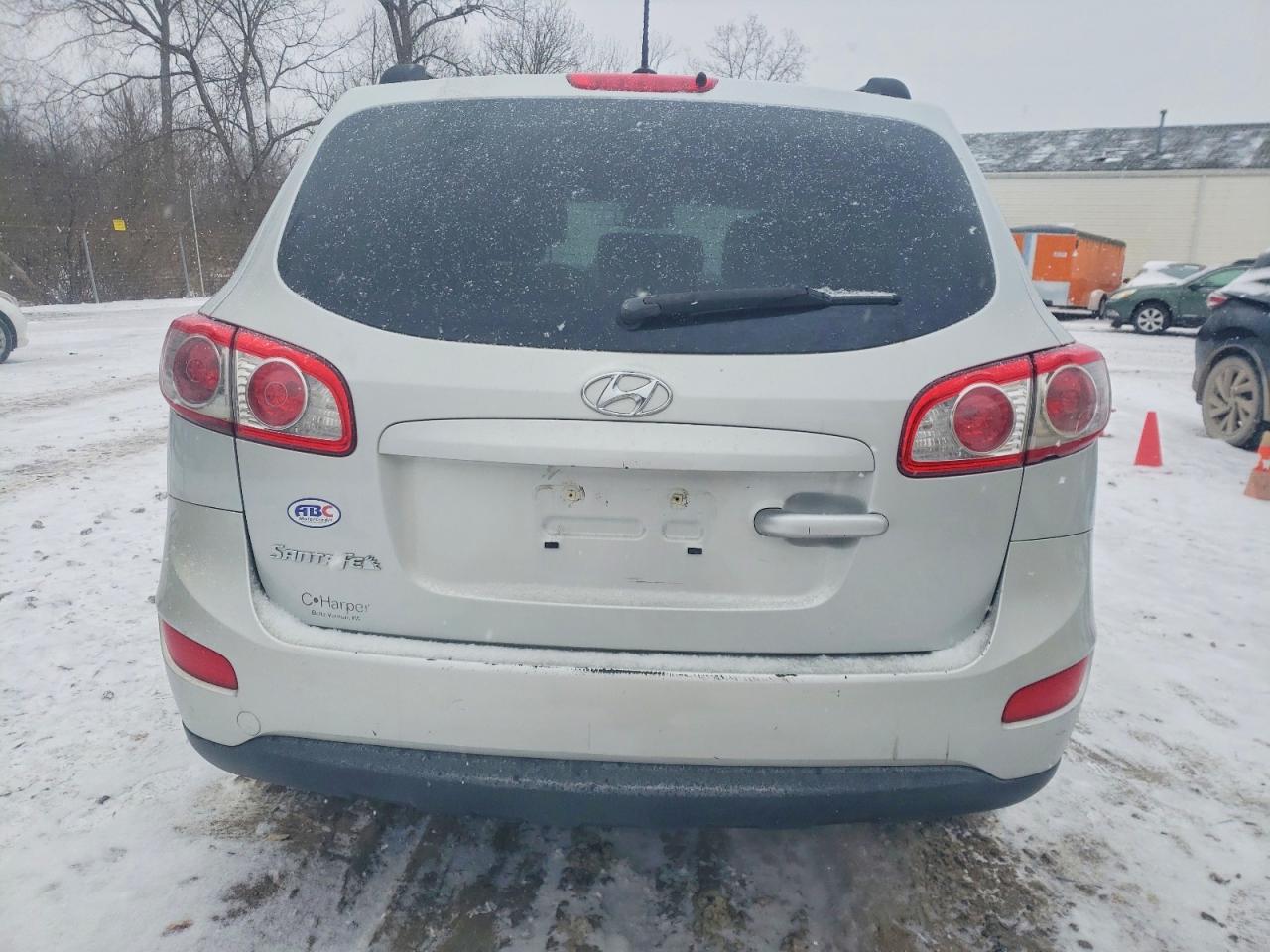 2012 HYUNDAI SANTA FE GLS photo 11