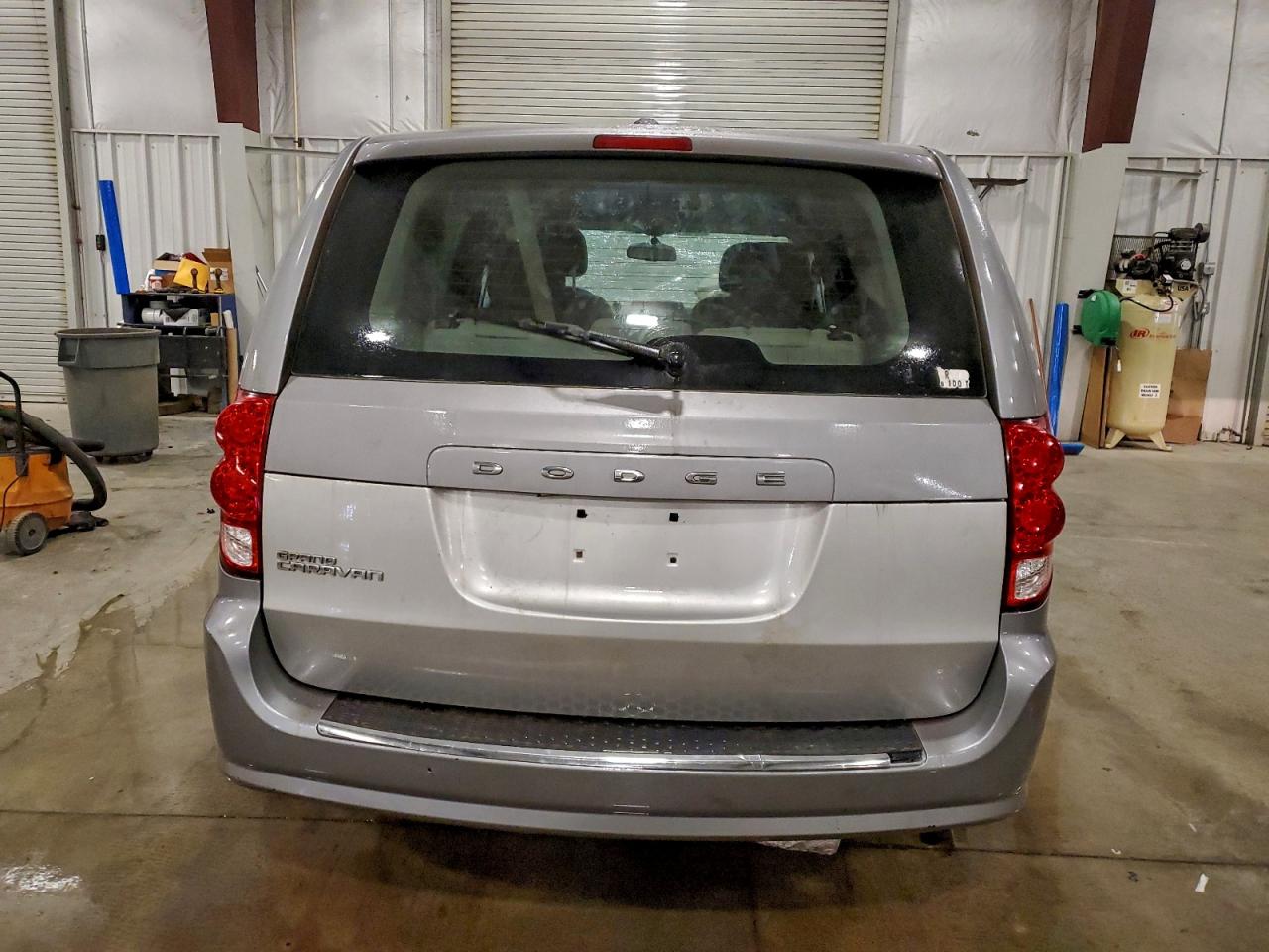 2013 DODGE GRAND CARAVAN SE photo 11