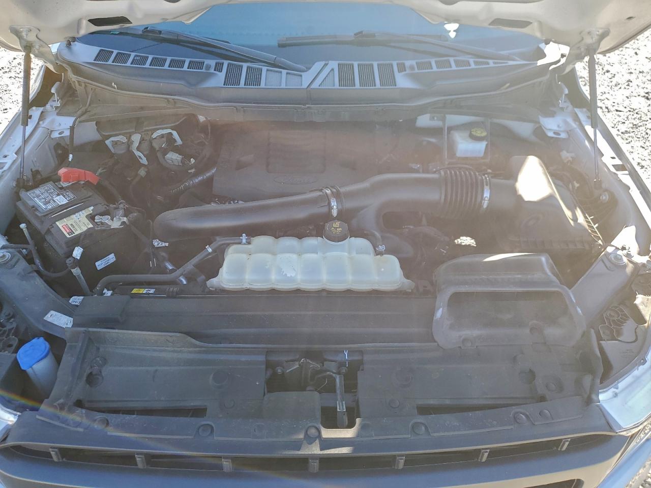 2023 FORD F150 SUPERCREW photo 31