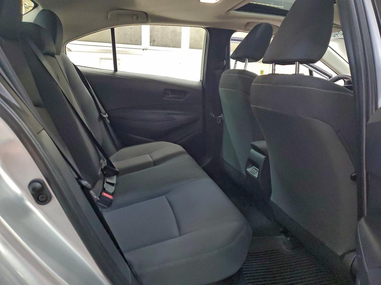 2024 TOYOTA COROLLA LE photo 10