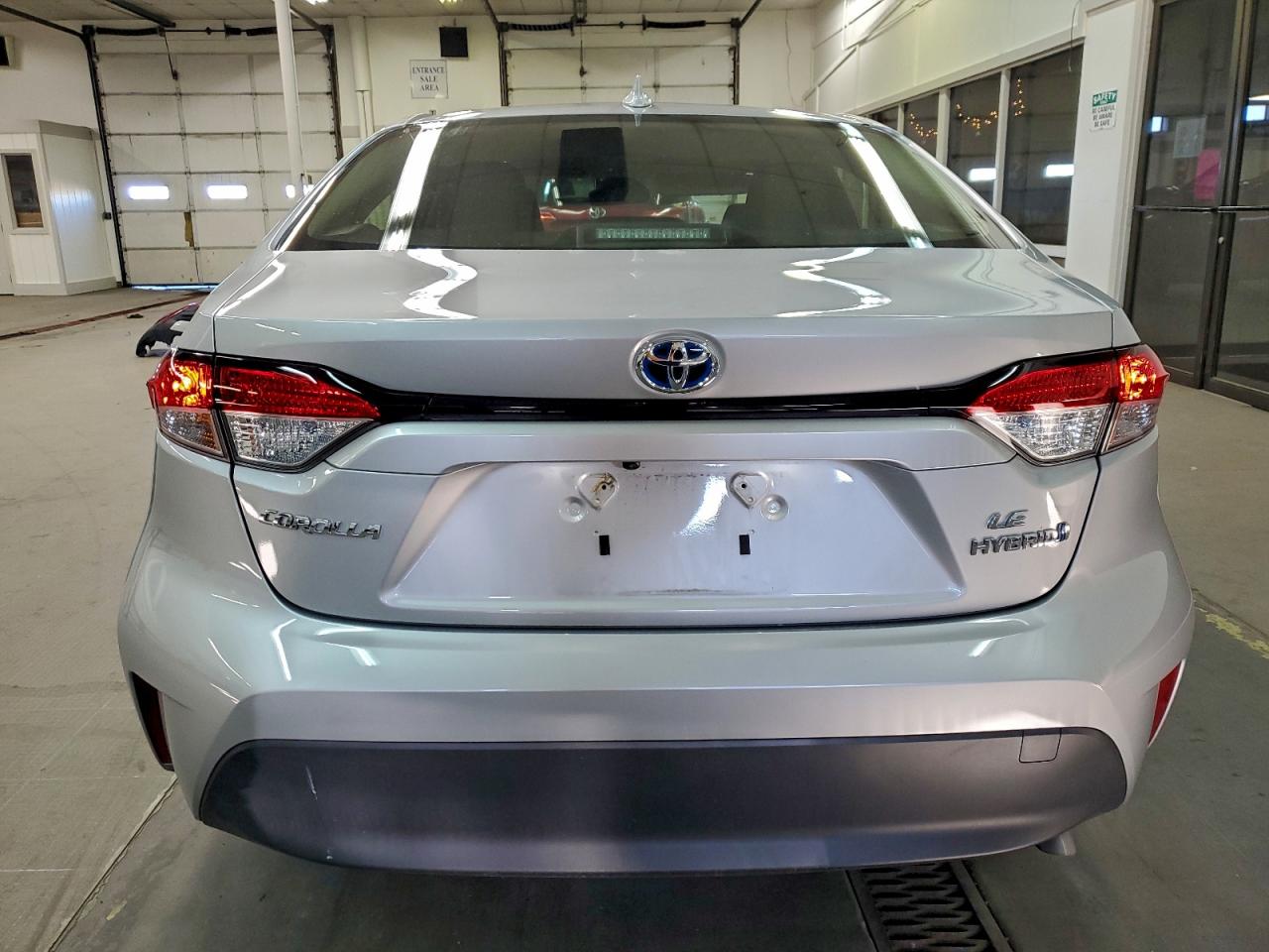 2024 TOYOTA COROLLA LE photo 6