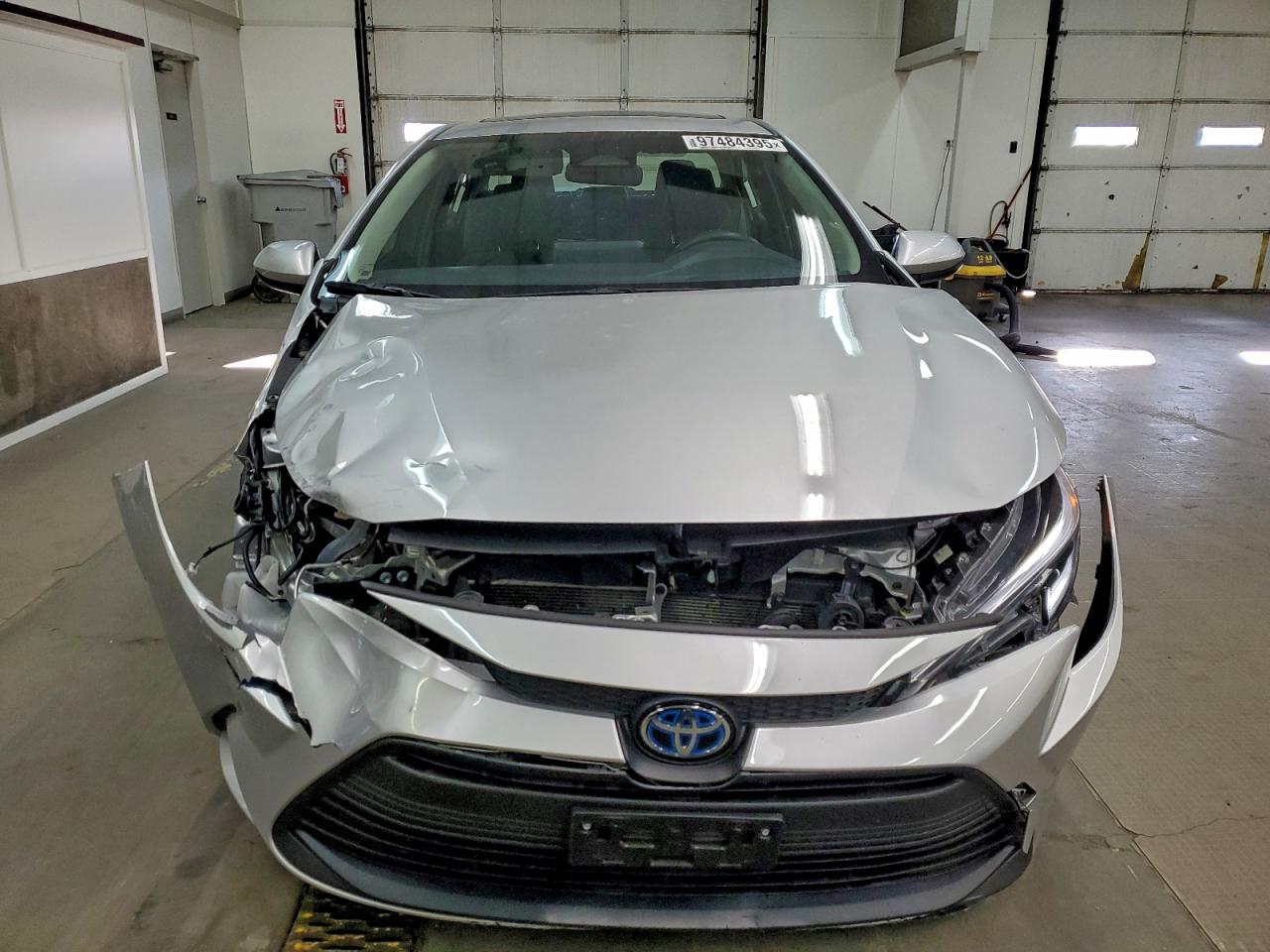 2024 TOYOTA COROLLA LE photo 5