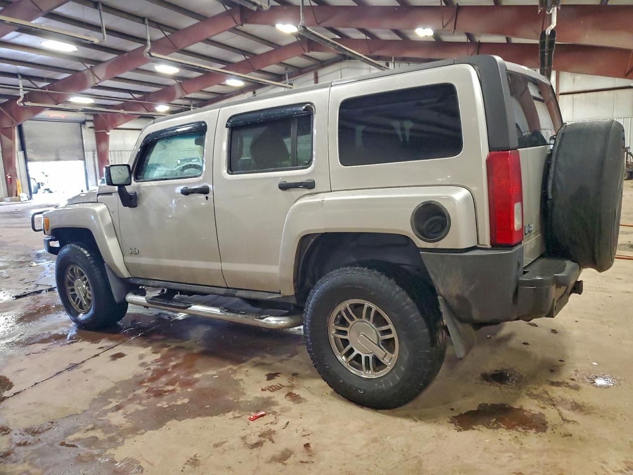 2007 HUMMER H3 photo 2
