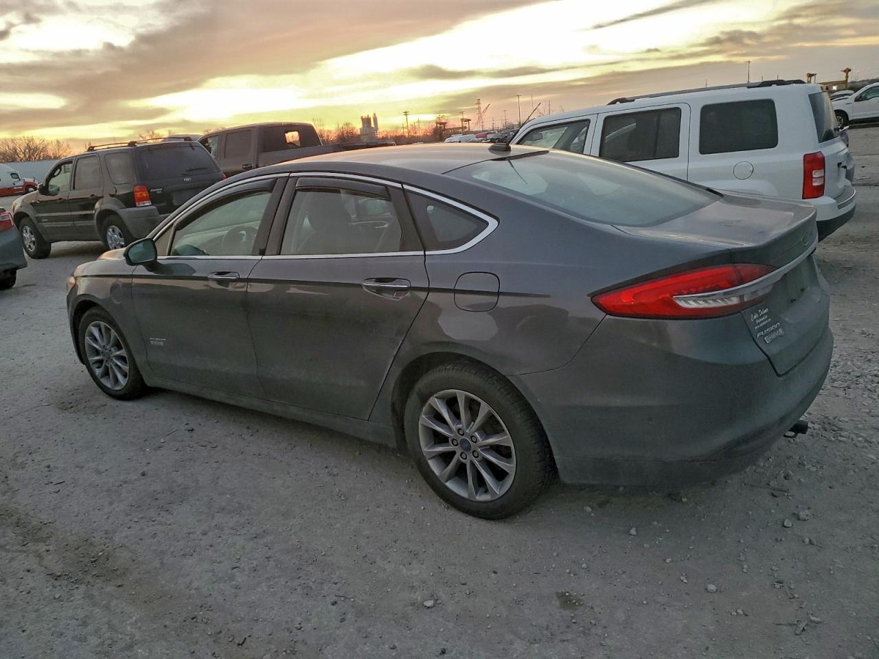 2018 FORD FUSION SE PHEV photo 2