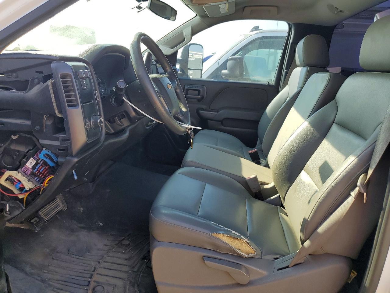 2015 CHEVROLET SILVERADO 2500 UTILITY / SERVICE TRUCK photo 13