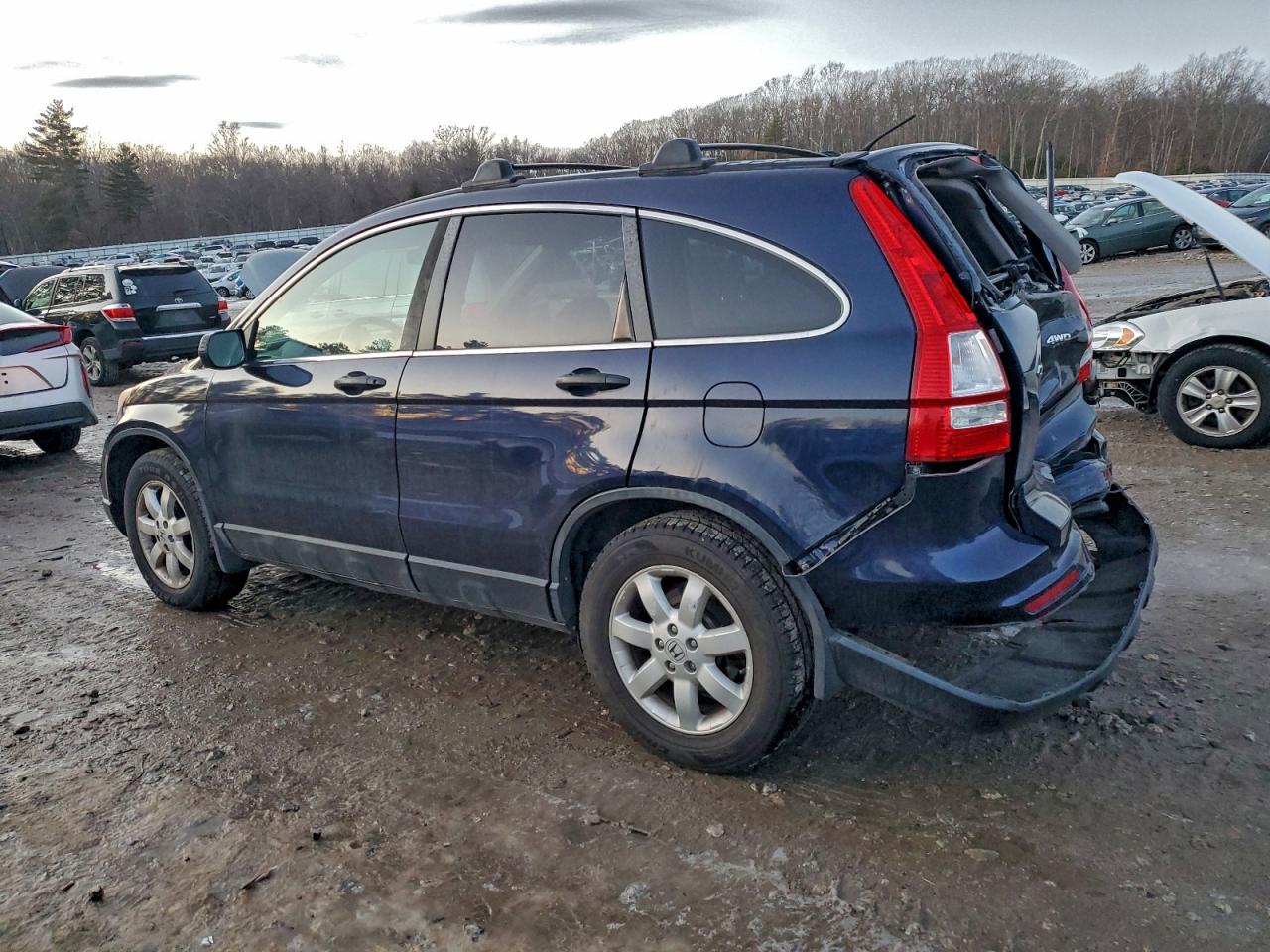 2011 HONDA CR-V SE photo 2