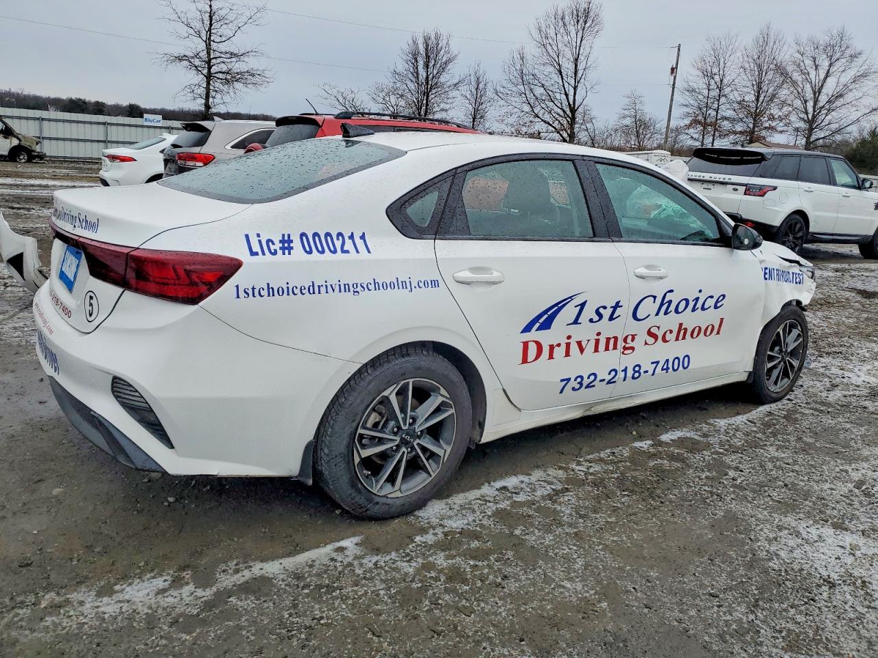 2023 KIA FORTE LX photo 3