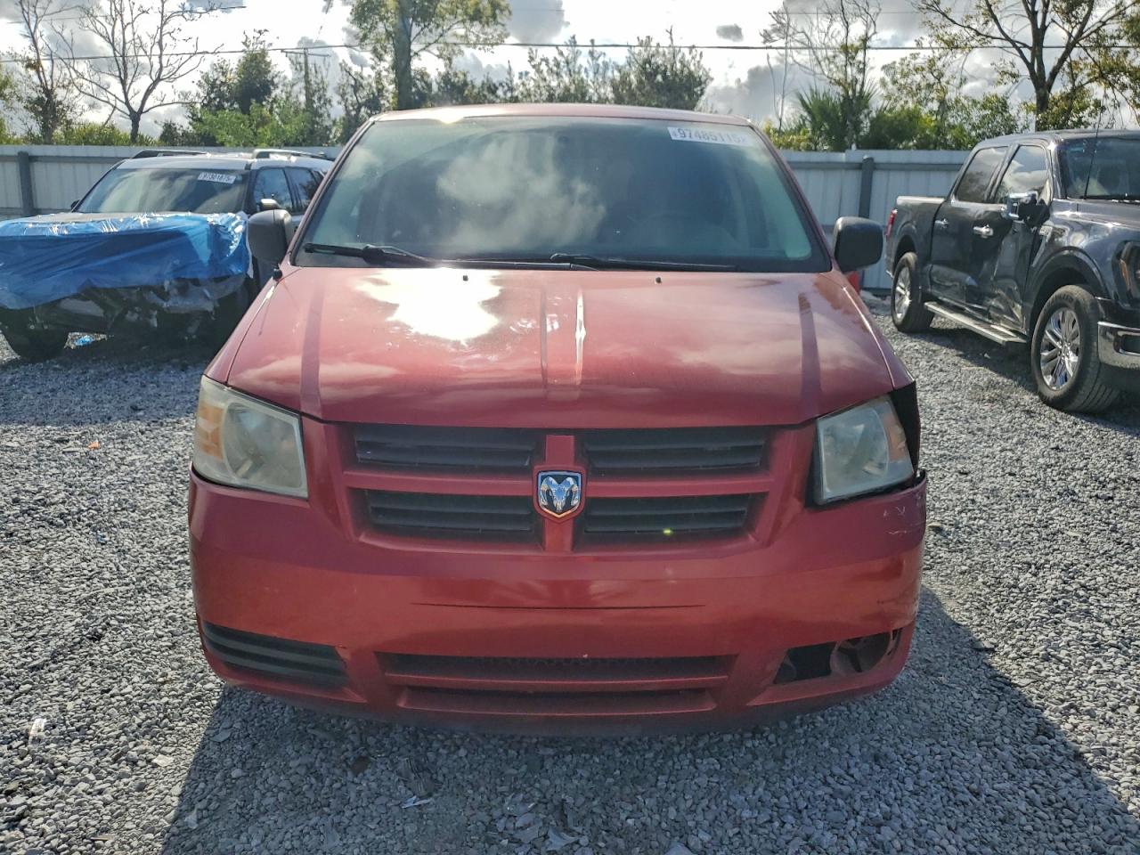 2010 DODGE GRAND CARAVAN SE photo 5