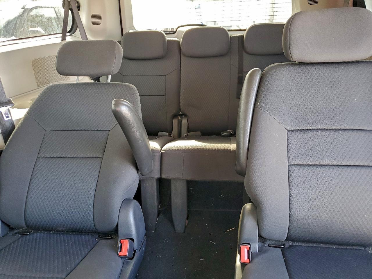 2010 DODGE GRAND CARAVAN SE photo 10