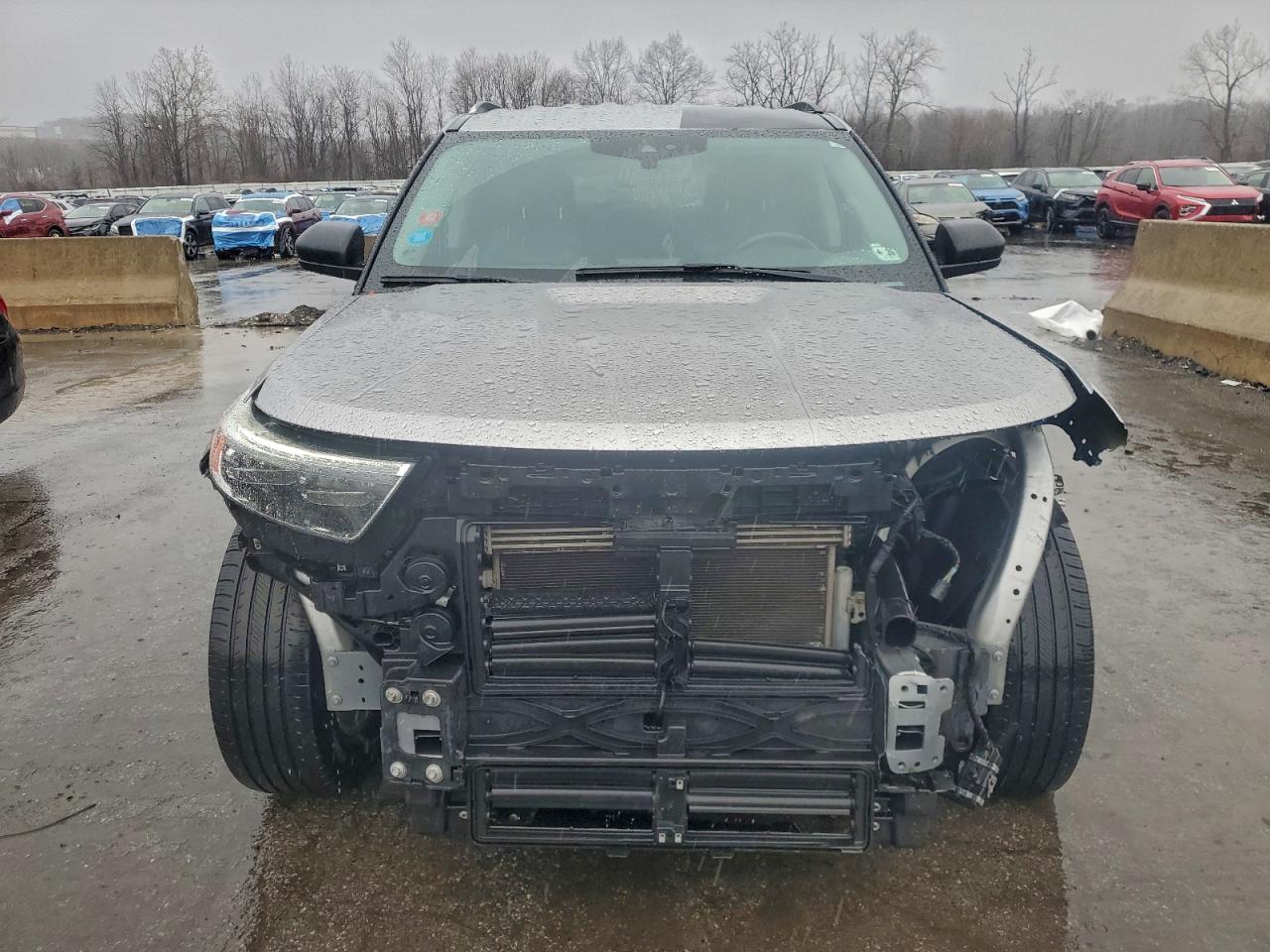 2021 FORD EXPLORER XLT photo 5