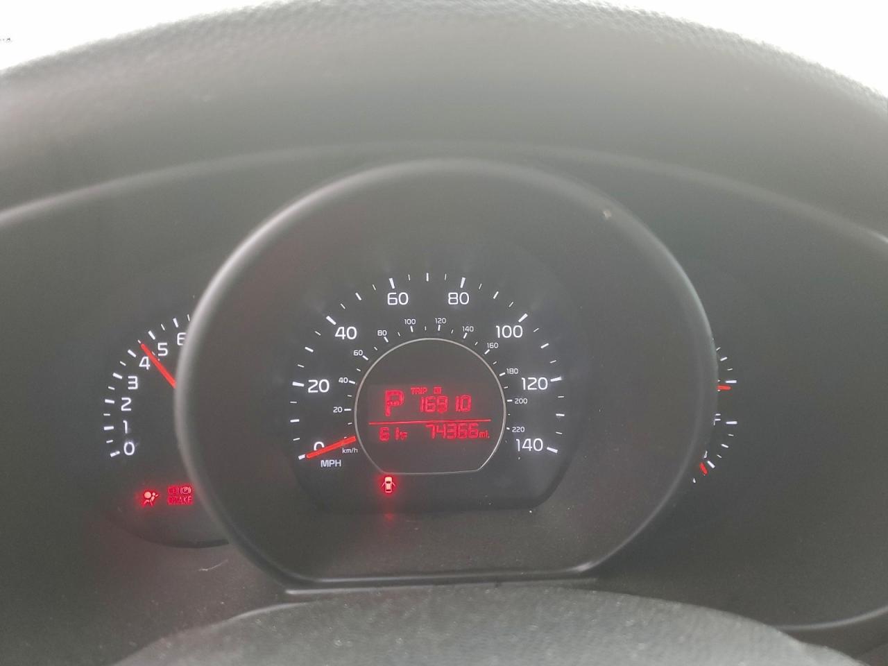 2015 KIA SOUL + photo 9
