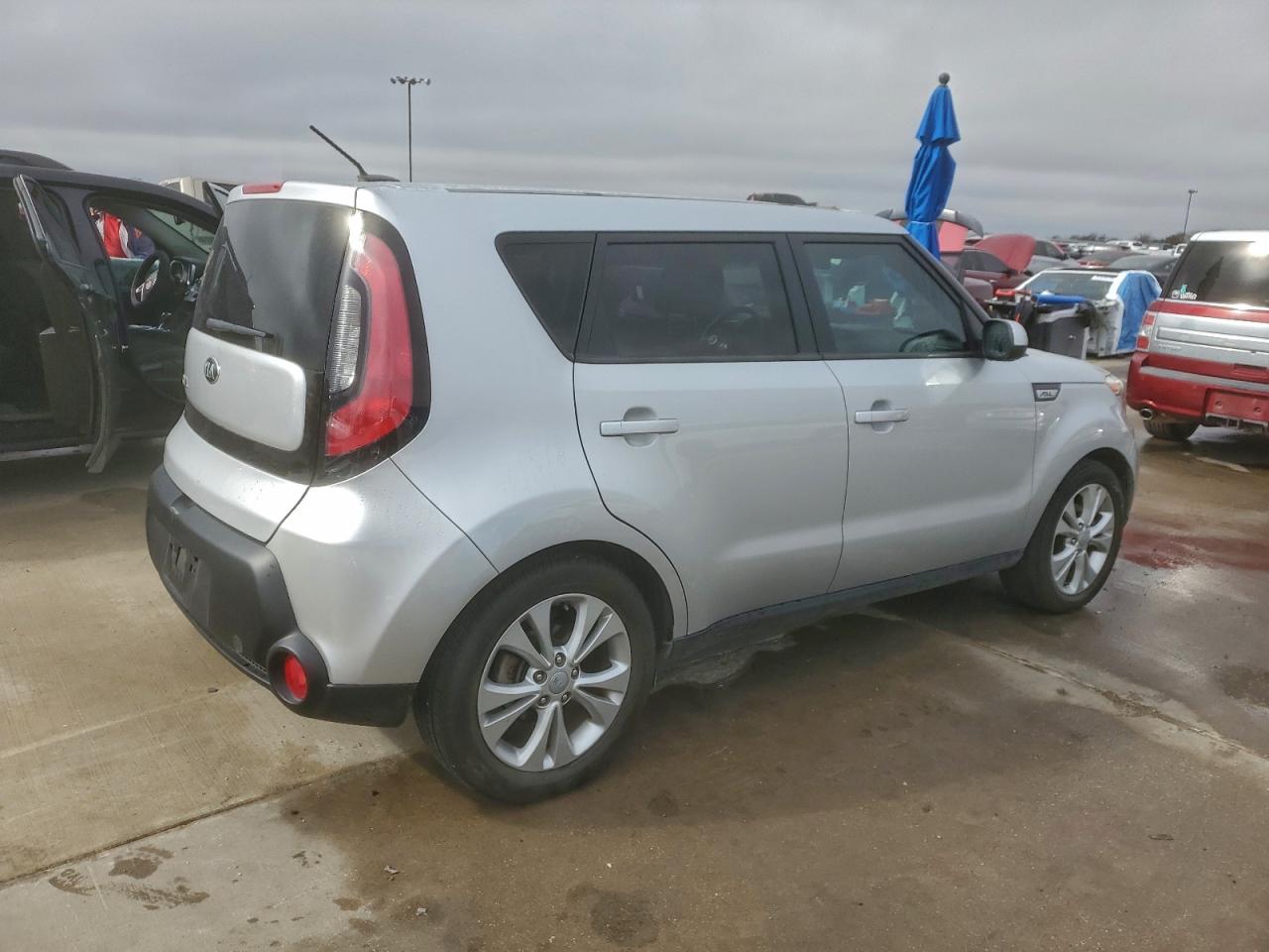 2015 KIA SOUL + photo 3