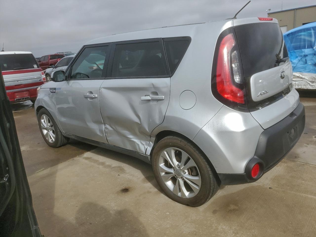 2015 KIA SOUL + photo 2