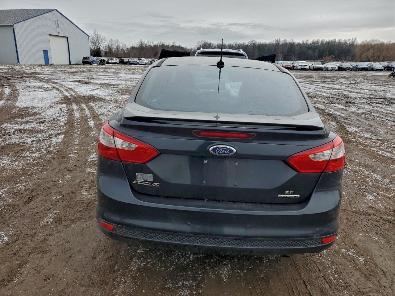 2014 FORD FOCUS SE photo 6