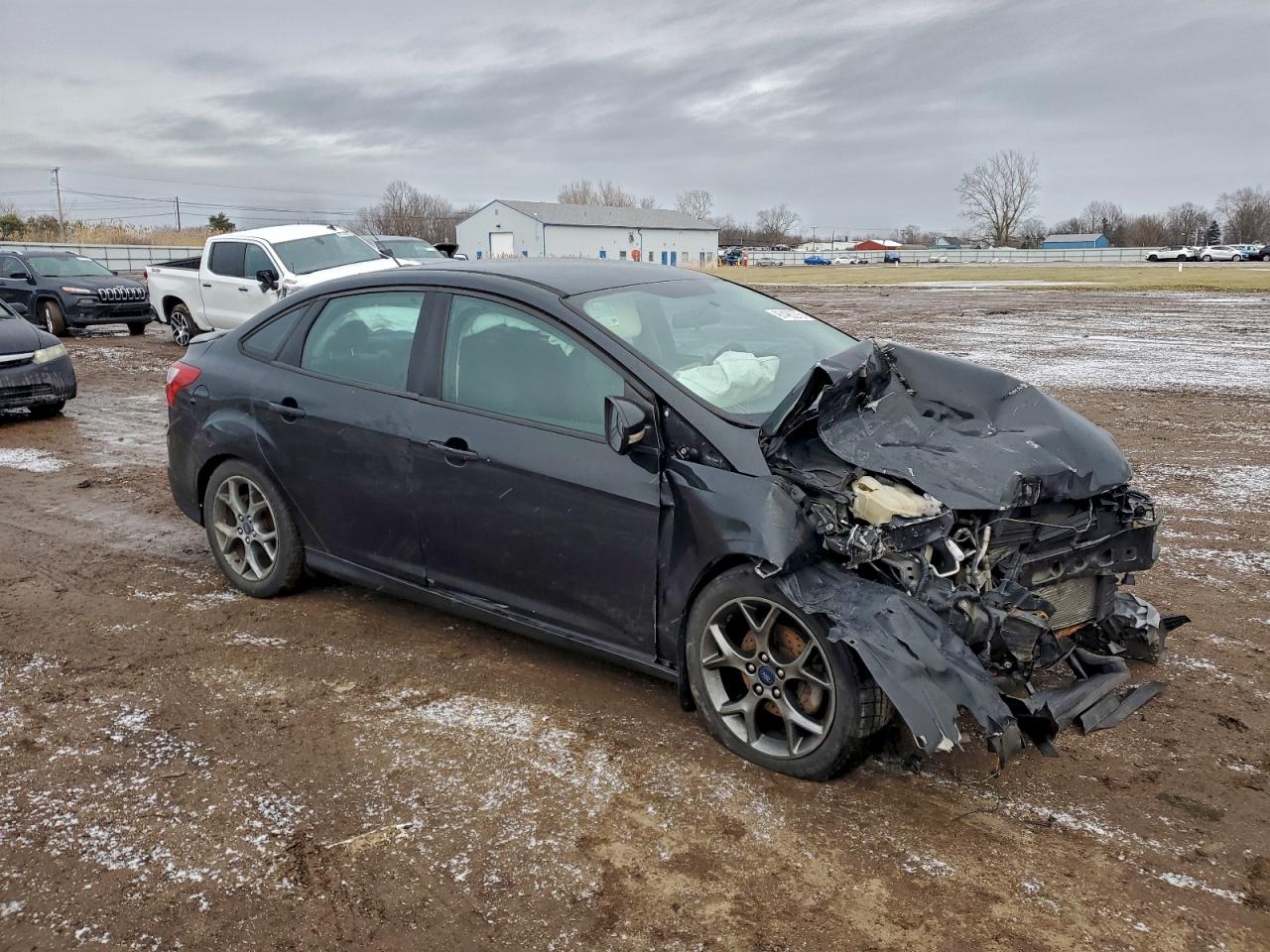 2014 FORD FOCUS SE photo 4