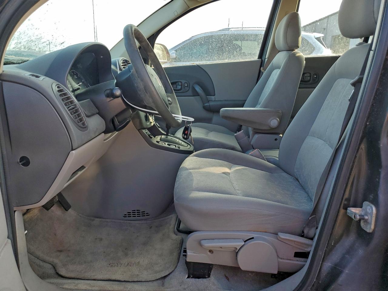 2003 SATURN VUE photo 7