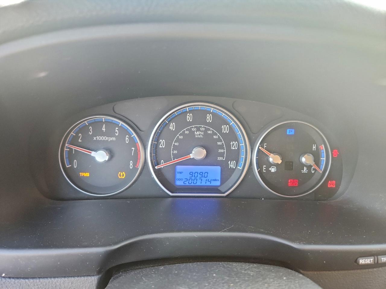 2009 HYUNDAI SANTA FE GLS photo 25