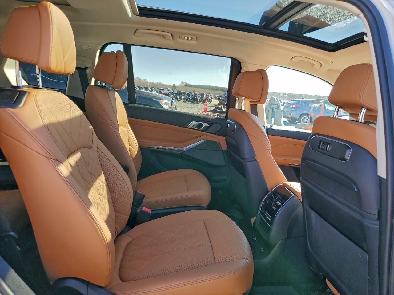 2023 BMW X7 XDRIVE40I photo 11