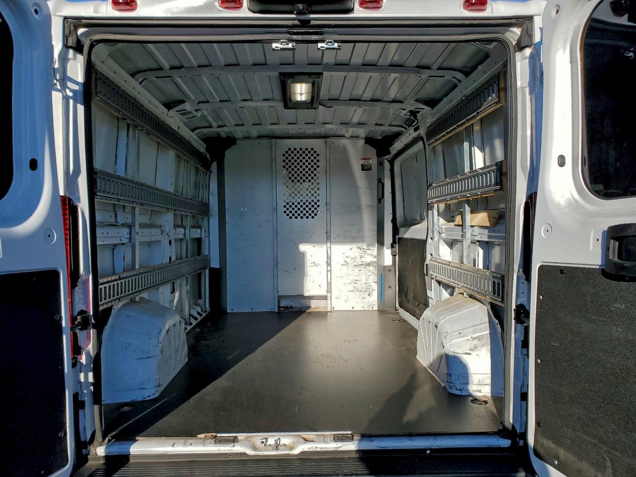 2023 RAM PROMASTER 2500 DELIVERY VAN photo 10