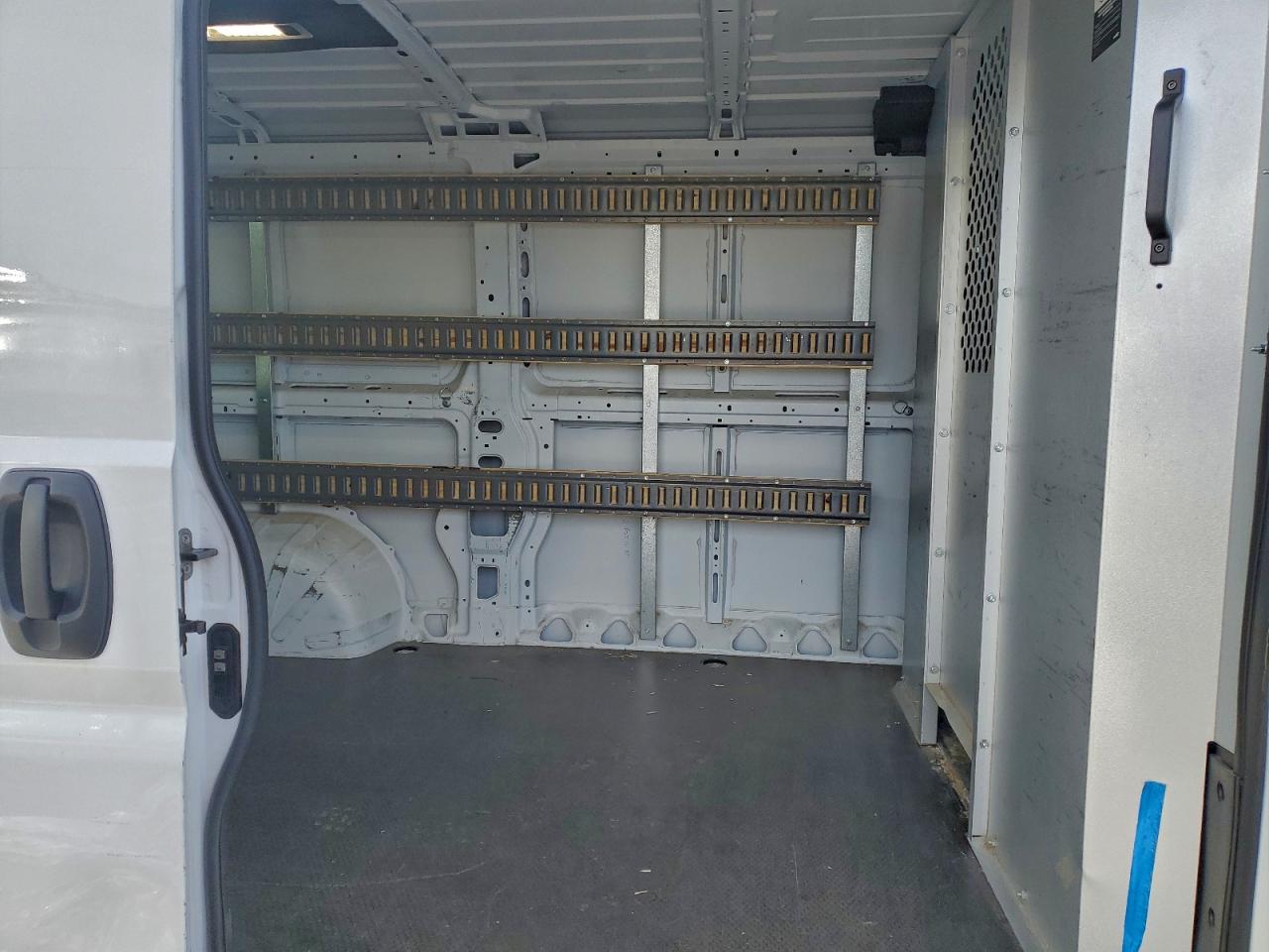 2023 RAM PROMASTER 2500 DELIVERY VAN photo 11