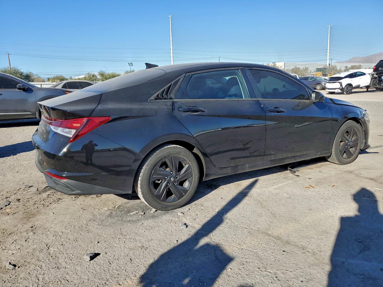 2022 HYUNDAI ELANTRA SEL photo 3