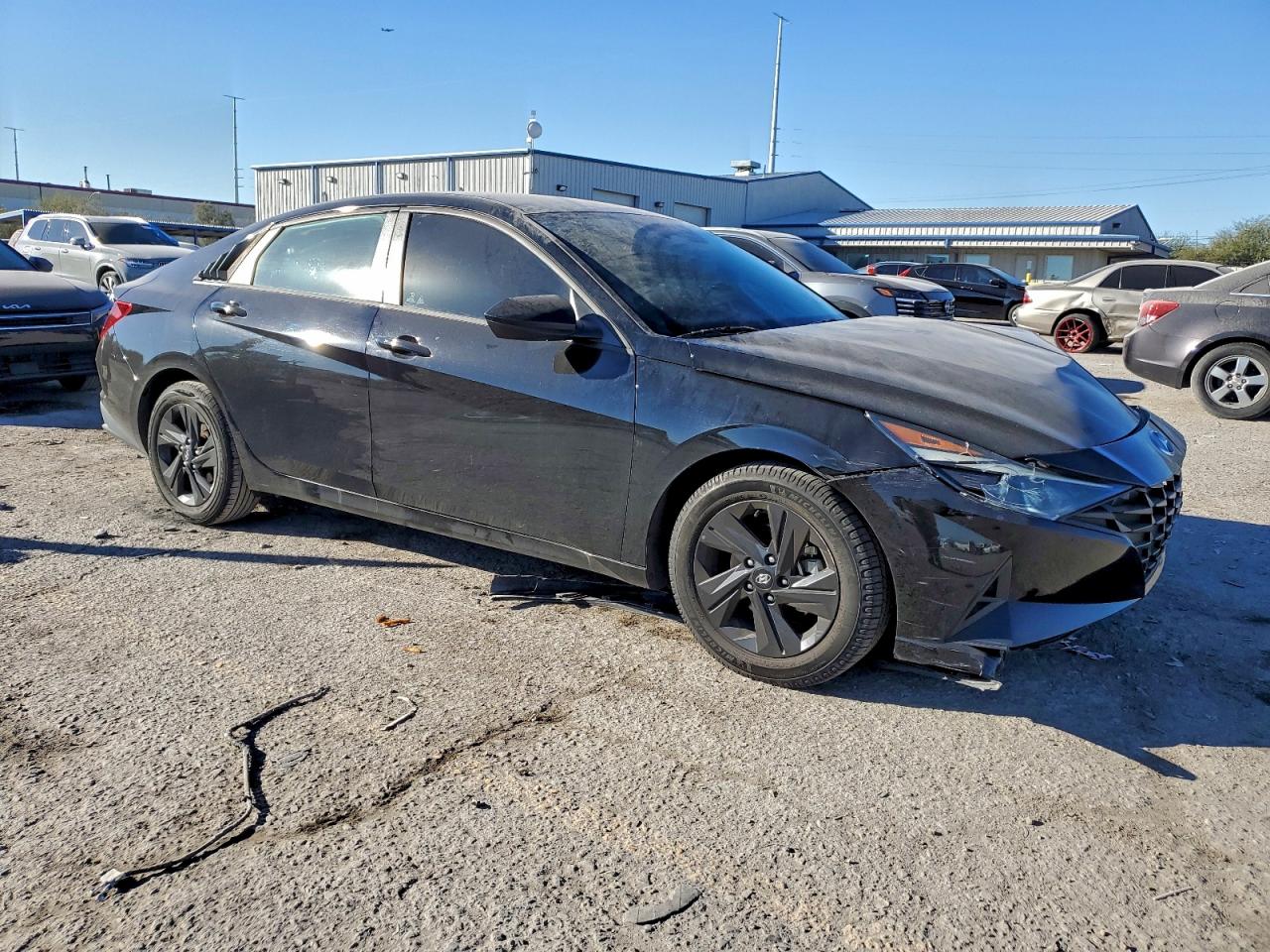 2022 HYUNDAI ELANTRA SEL photo 4