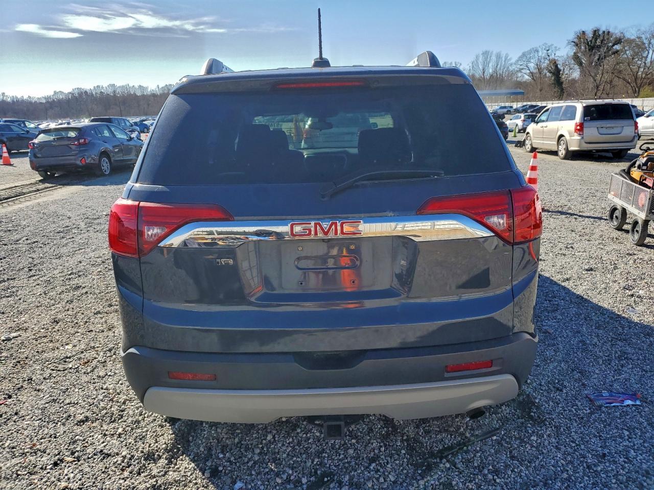 2019 GMC ACADIA SLE photo 11