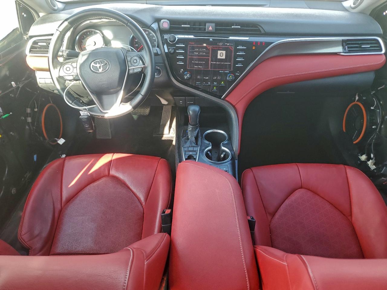 2018 TOYOTA CAMRY XSE photo 8