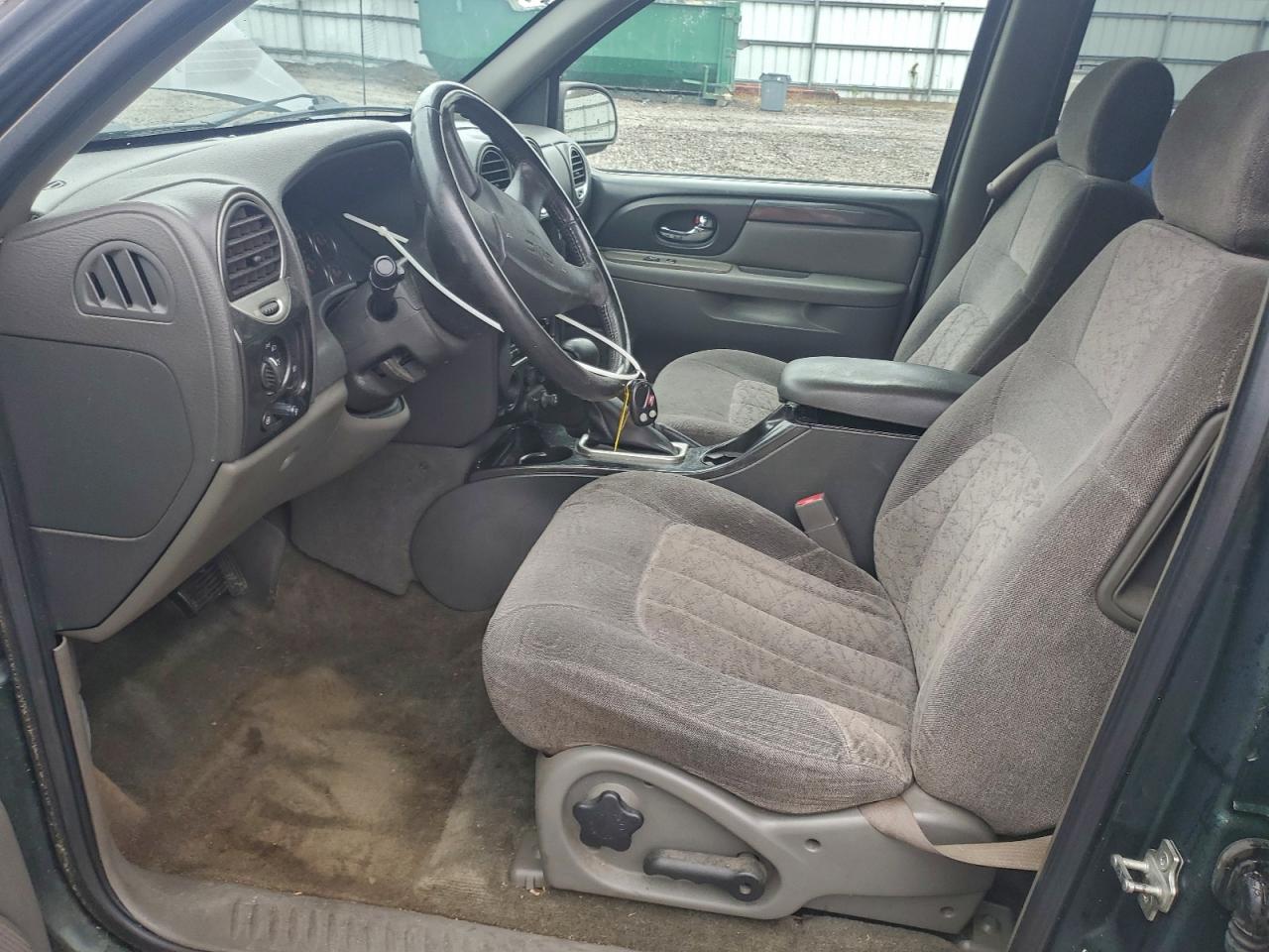 2004 GMC ENVOY photo 7