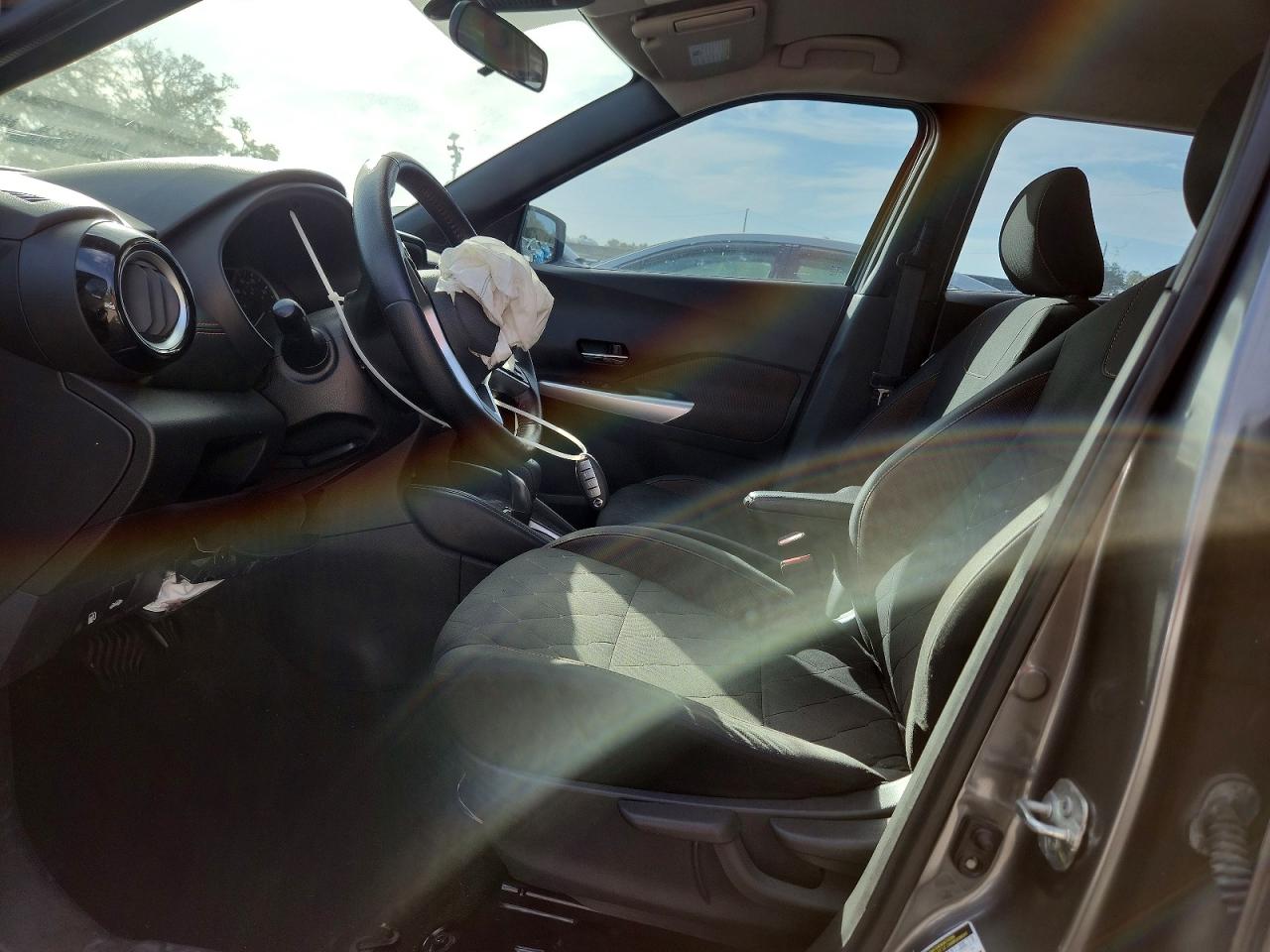 2020 NISSAN KICKS SR photo 7