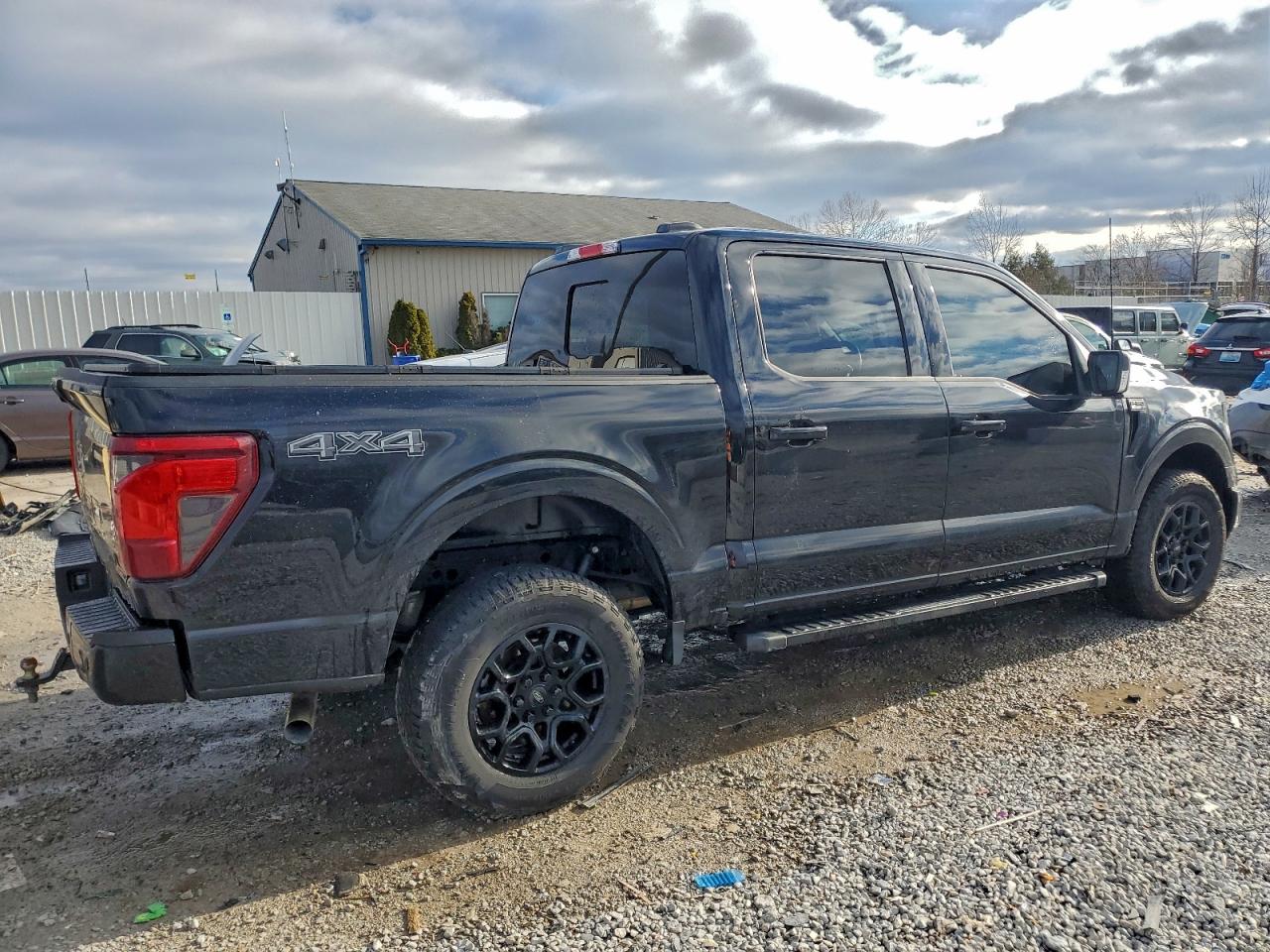 2024 FORD F150 XLT photo 3