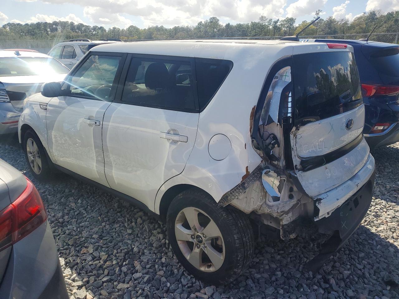 2018 KIA SOUL BASE photo 2