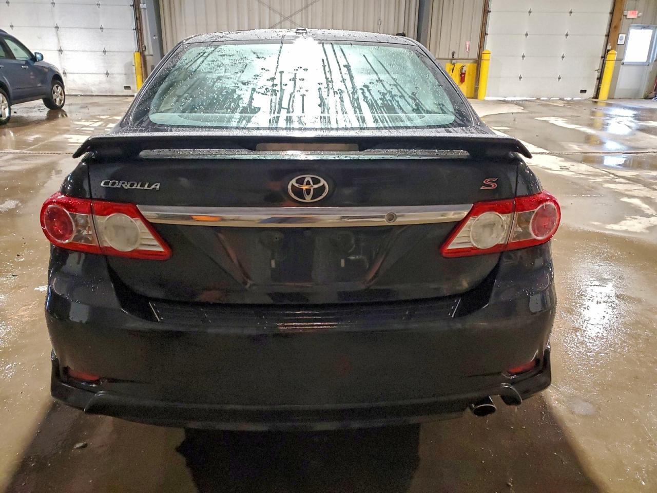 2013 TOYOTA COROLLA BASE photo 6