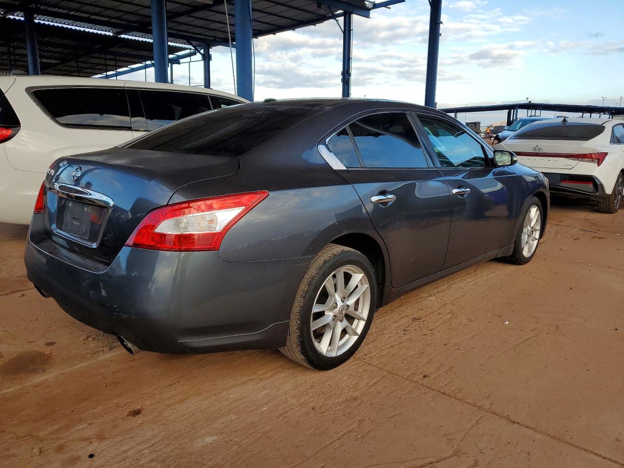 2009 NISSAN MAXIMA S photo 5