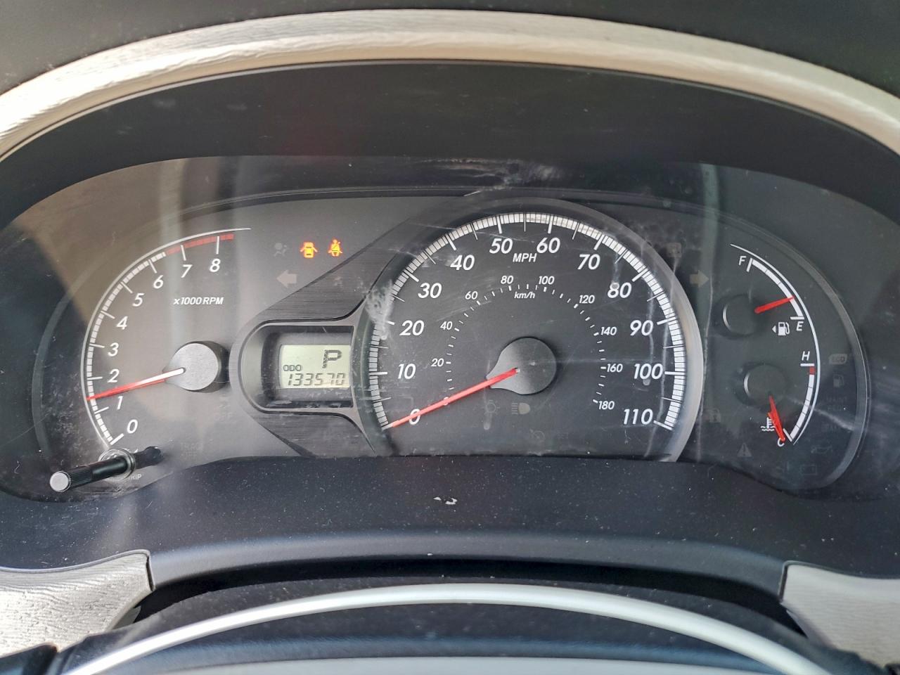 2013 TOYOTA SIENNA LE photo 9