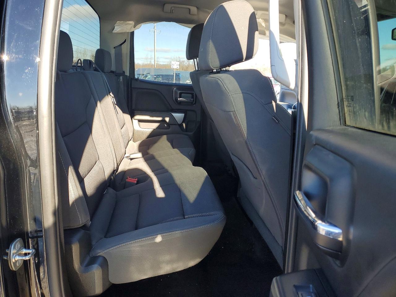 2018 CHEVROLET SILVERADO K1500 LT photo 10