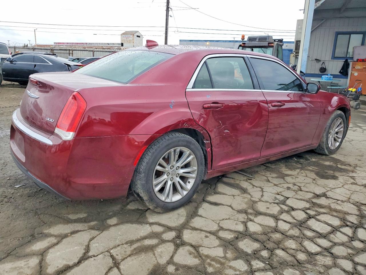 2018 CHRYSLER 300 TOURING photo 3