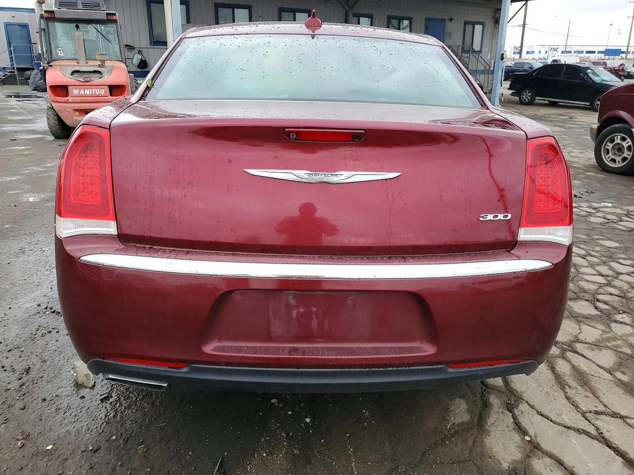 2018 CHRYSLER 300 TOURING photo 6