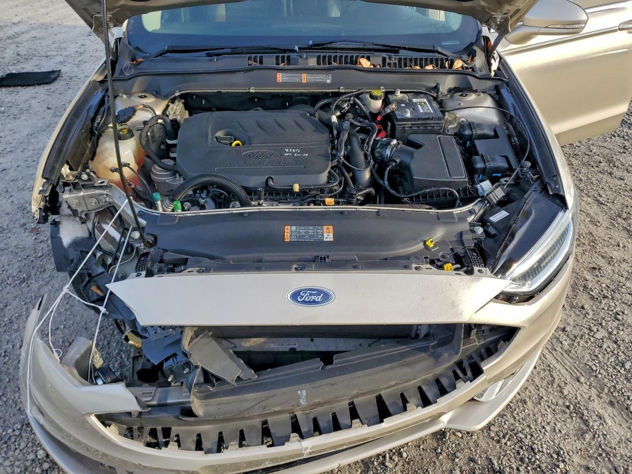 2017 FORD FUSION SE photo 11