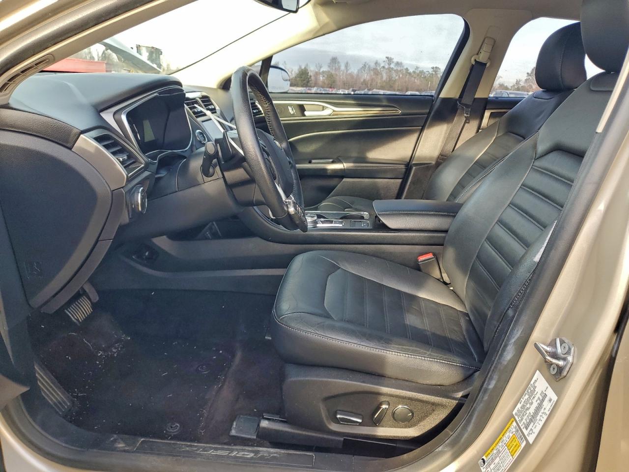 2017 FORD FUSION SE photo 7