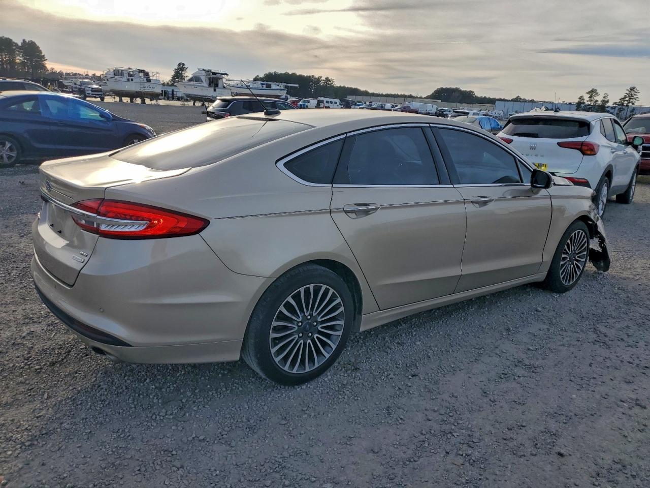 2017 FORD FUSION SE photo 3