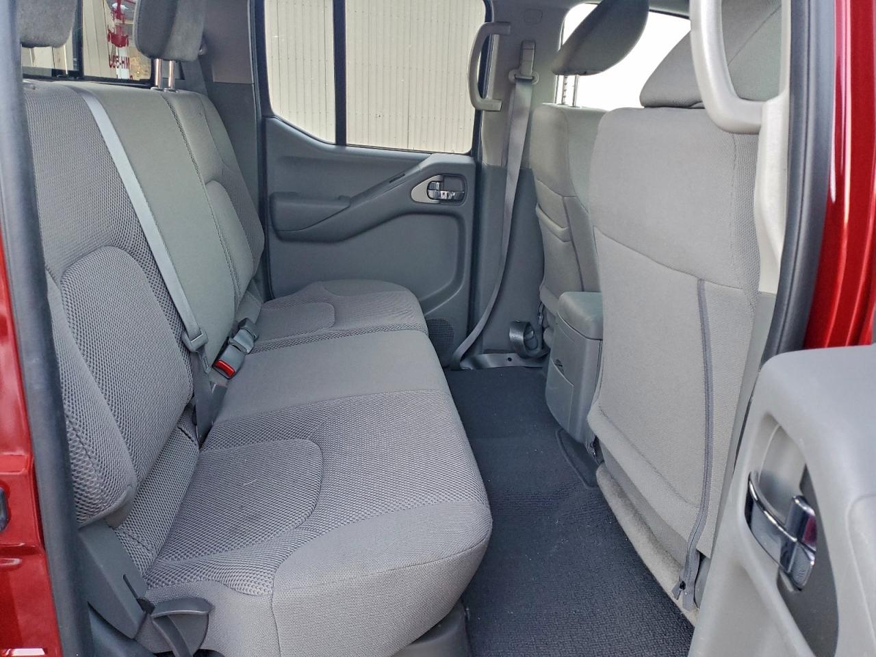 2019 NISSAN FRONTIER S photo 10
