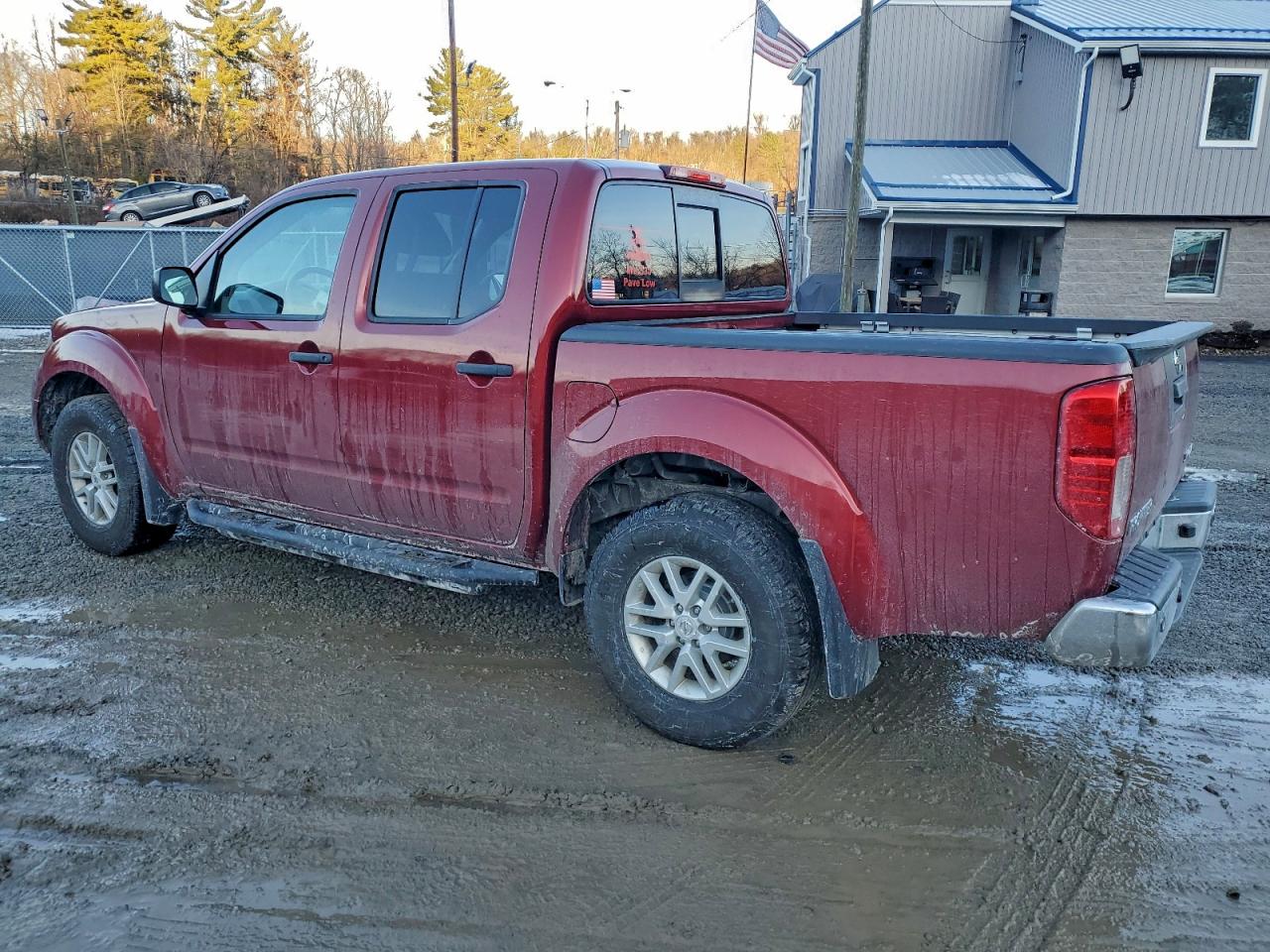 2019 NISSAN FRONTIER S photo 2